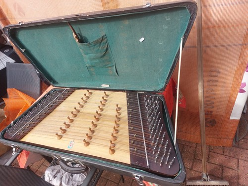 dulcimer