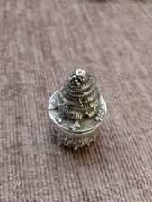 Silver Scenes Beehive Trinket