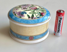 WEDGWOOD 'SARAH' BONE CHINA