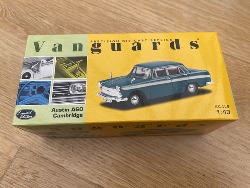 Vanguards va04407 austin - 1/43,