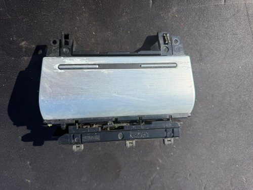 Audi front centre - front,