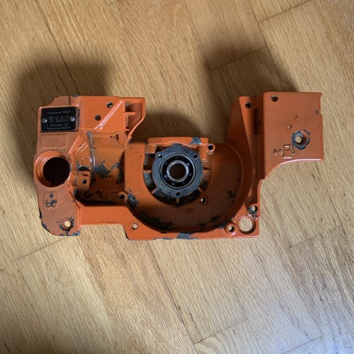 Husqvarna 262xp crank case - husqvarna,