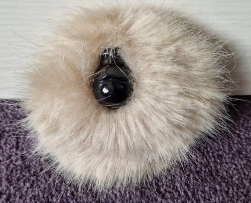 Beige cream kipling pom - kipling,