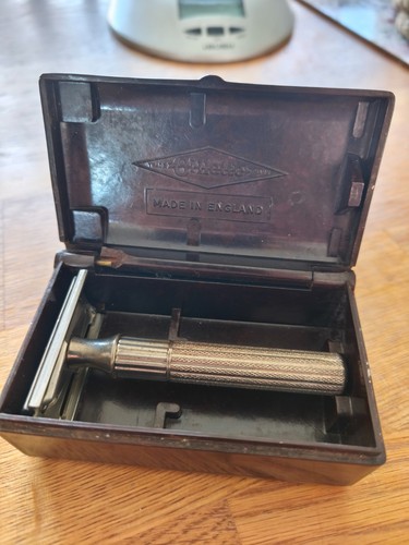 Vintage gillette tech safety - vintage,