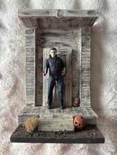 NECA Halloween Michael Myers Figure With Diorama