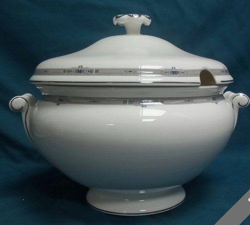 Wedgwood amherst soup tureen - wedgwood,