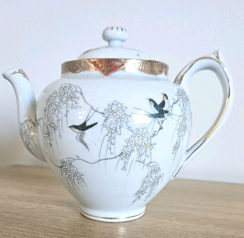Japanese teapot handpainted - teapot.,