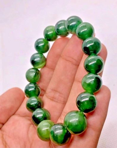 100 natural gemstone nephrite - natural,