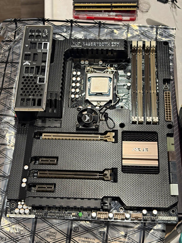 Asus sabertooth z77 atx - sabertooth,