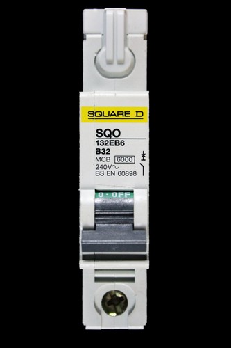 Square amp curve b - square,