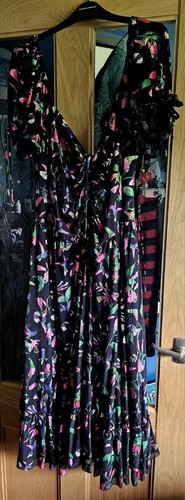 Black milk hummingbird - black,