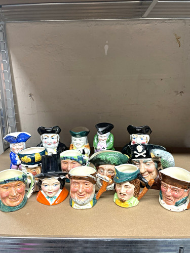 Ceramic toby jug set 14 - toby,