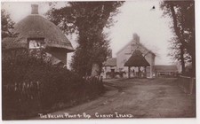 Canvey Island, The Village