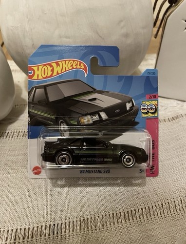Hot wheels ford mustang - hot, 84