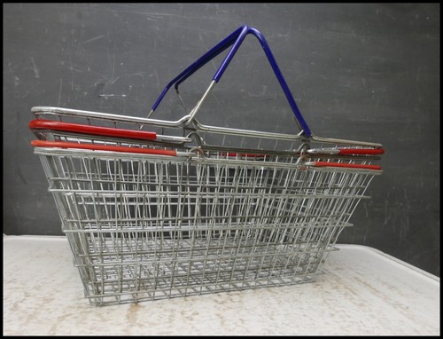 Vintage metal wire store - x, 3