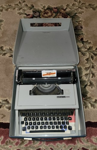 Vintage olivetti underwood - vintage,
