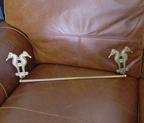 Long vintage brass - long, seahorse