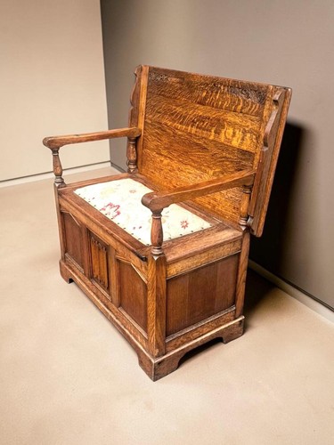 Oak monks bench - monks,