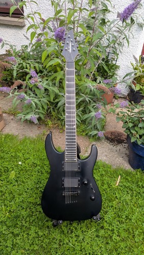 Jackson slsmg soloist guitar - soloist,