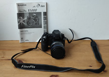 Fuji Finepix S5000 +