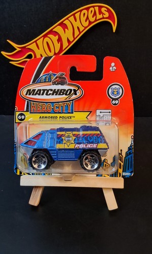Matchbox hero city - hero, police