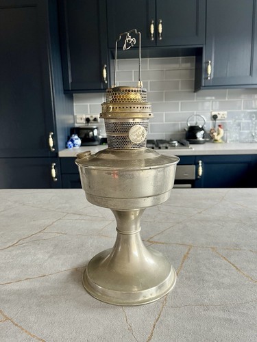 Vintage super aladdin oil lamp - aladdin,