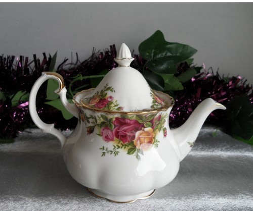 Royal albert old - albert, roses