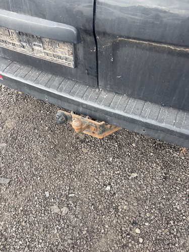Tow bar 2015 renault trafic - renault,