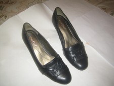 Ladies shoes ‘ Van Dal ‘ – size 4.5 – blue – good condition