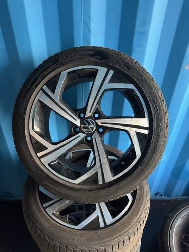 Golf t roc r - /,