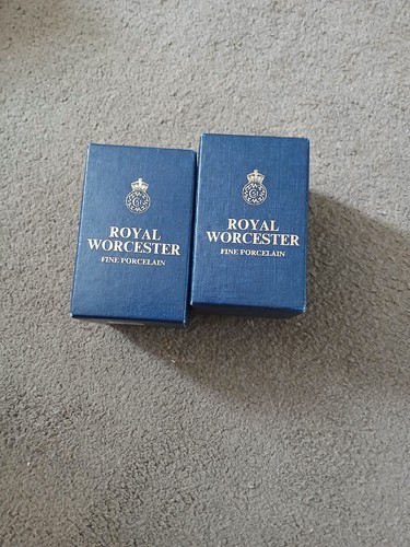 Royal worcester england - royal,