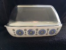 V. RARE HTF JAJ Pyrex MEDALLION Easy Roast High Dome Roasting Dish SOUGHT-AFTER