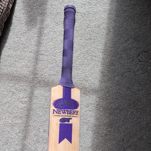 Genuine newbery sps cricket - newbery, gt