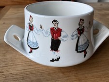 FIGGJO FLINT NORWAY BOWL HARDANGER DANCERS IN COSTUMES Holes In Handles Rare