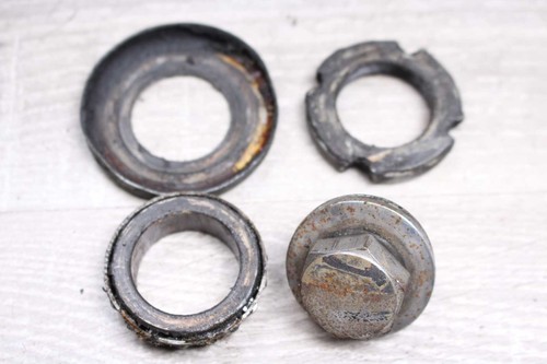 Steering head bearing slices