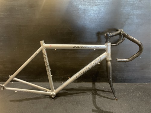 Carrera valour pro road bike - road,