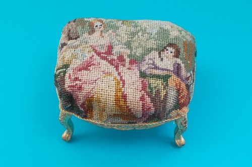 Dolls house miniature austrian - dolls,