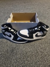 ☆REDUCED ☆Nike Air Jordan 1 Mid Panda White Black UK 8.5, EUR 43. DV0991 101