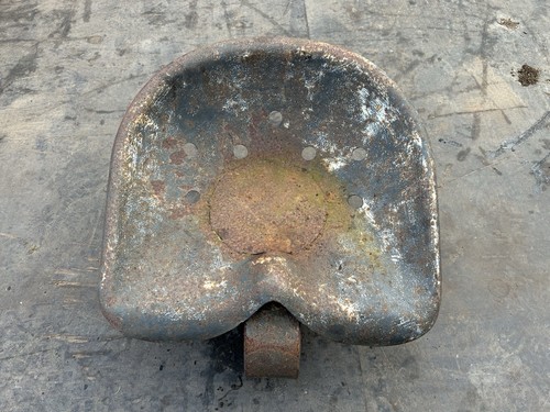 Ferguson te20 seat pan - te20,