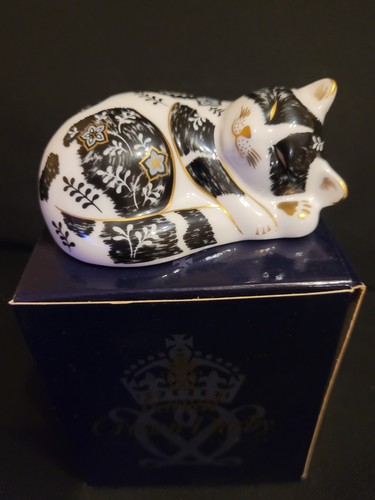 Royal crown derby paperweight - royal,