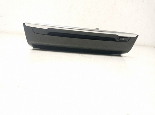 Mazda 2016 dvd changer - 6,