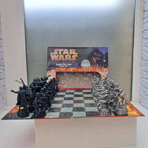 Star wars chess set complete - star,