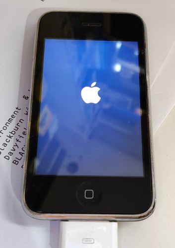 Apple iphone 3gs - apple,