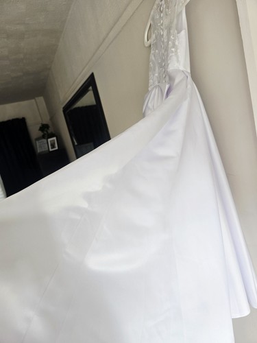 White satin hily - white,