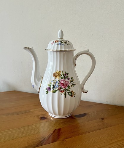 Vintage royal worcester - royal,