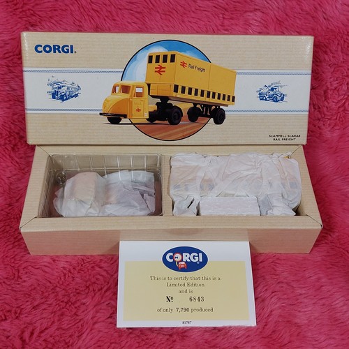 Corgi 97910 scammell - scammell, scarab