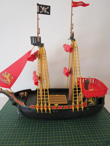 Playmobil pirate ship 5736 - ,