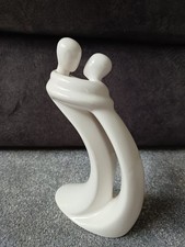 Enesco Circle Of Love Figurine
