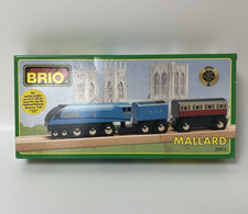 Brio Mallard LNER Train 33413