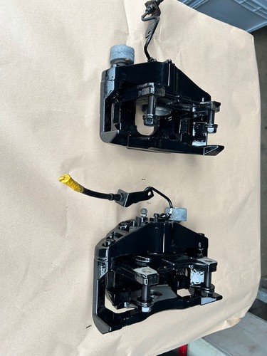 Genuine audi front calipers - genuine,